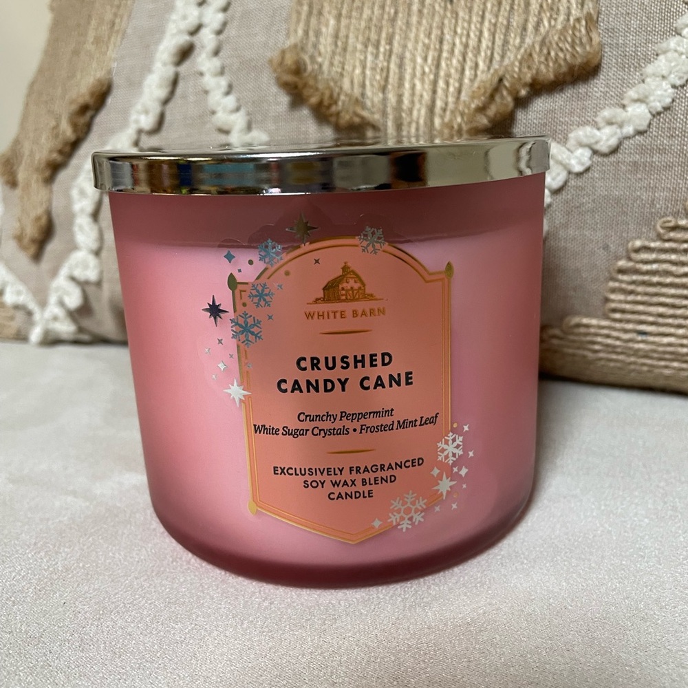 Crushed Candy Cane Bath and Body Works 3 Wick Candle